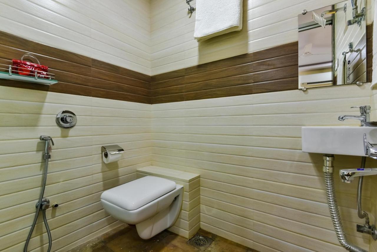 Capital O4482 Ascot International Hotel Mumbai Ngoại thất bức ảnh